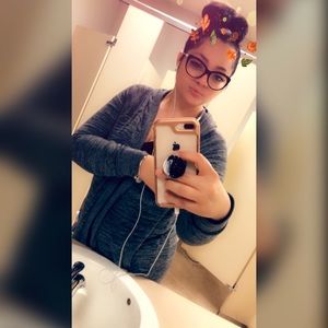 Meet your Posher, June